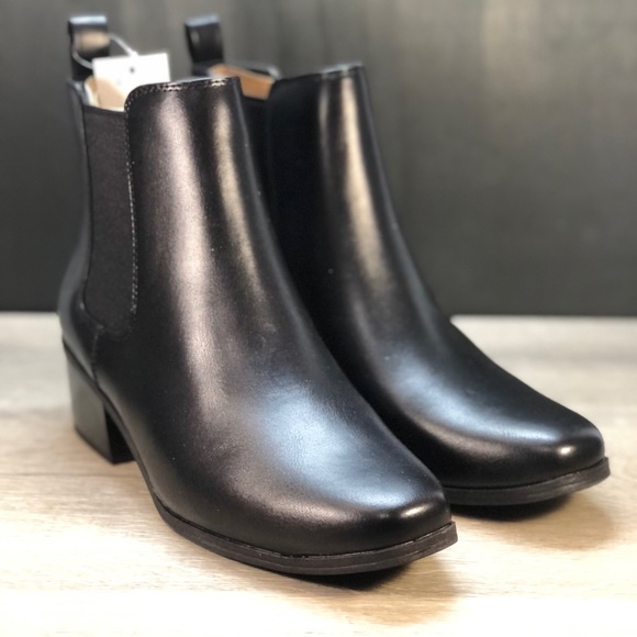 a • new day Ellie Boots - Picture 7 of 10